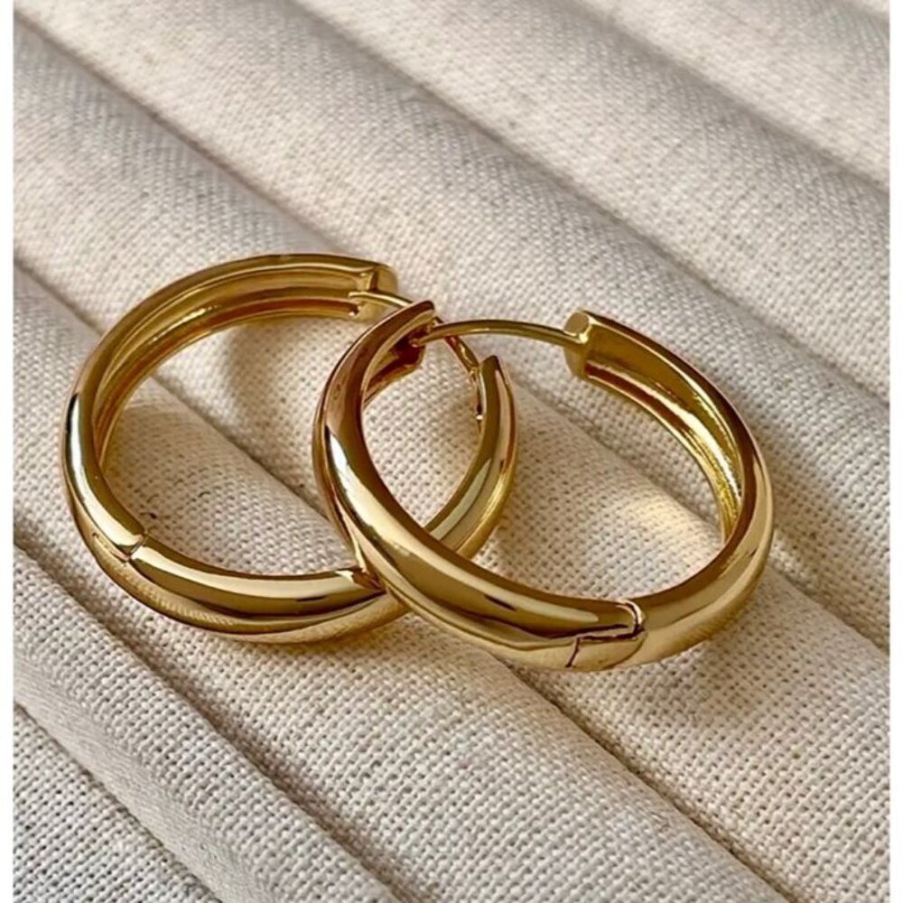14k Gold Plated Thick Classic Hoop Earrings High Polish Round Gold - Picture 3 of 4